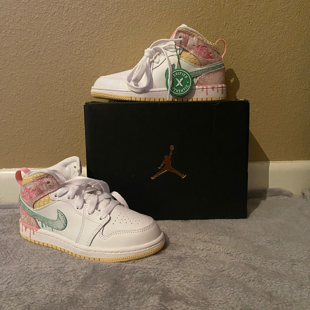 Air Jordan 1 Mid Paint Drip (PS)